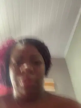 Snapshot of Priihmedeiros chatting on 26, 10, 2025 Priihmedeiros online show from 26, 10, 2025