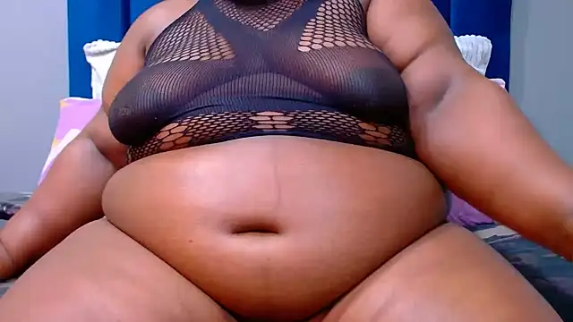 LadyBear2002 online show from 5, 8, 2026