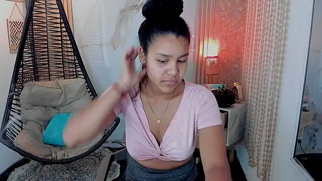 AriaVega online show from 3, 5, 2026