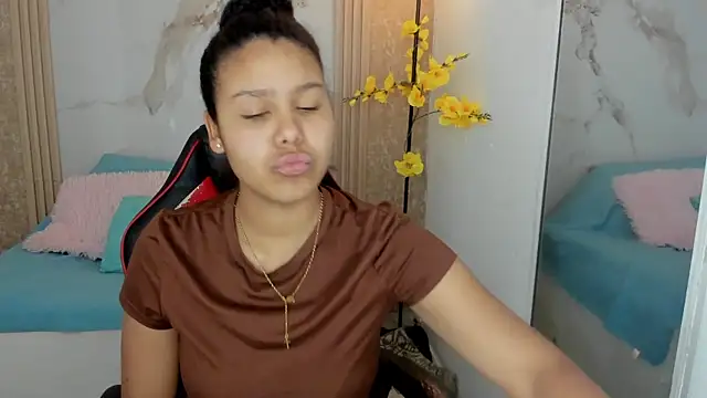 AriaVega online show from 3, 7, 2026
