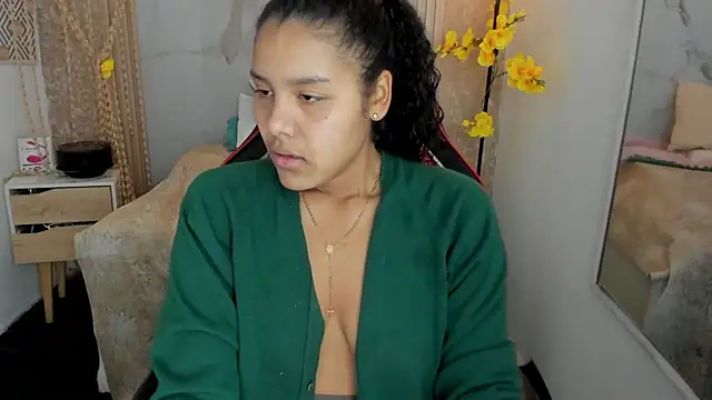 AriaVega online show from 4, 8, 2026