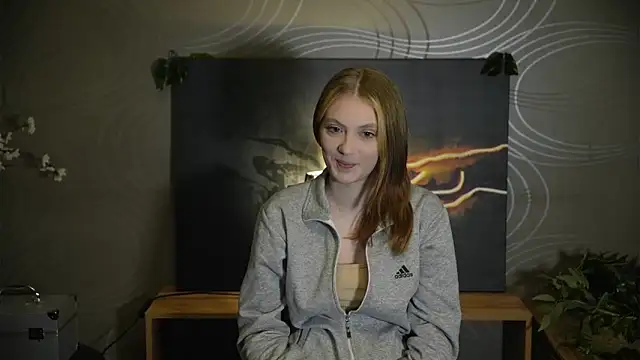 EstaGoetsch online show from 3, 10, 2025