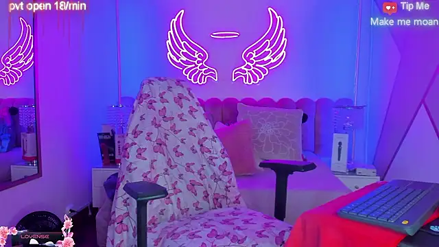 Snapshot of madisson_121 chatting on 22, 2, 2026 madisson 121 online show from 22, 2, 2026