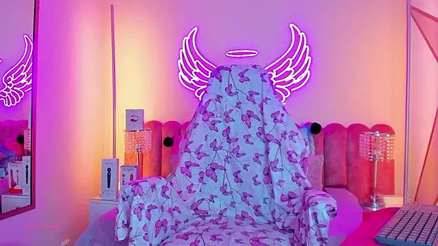 Snapshot of madisson_121 chatting on 23, 3, 2026 madisson 121 online show from 23, 3, 2026