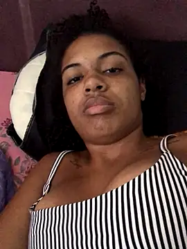 Snapshot of Lorennapires chatting on 24, 10, 2025 Lorennapires online show from 24, 10, 2025