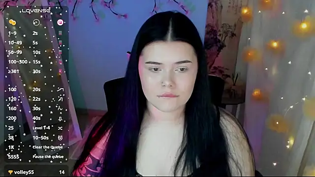 Mona Esty online show from 8, 8, 2026