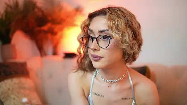 AileenKiss online show from 12, 7, 2026