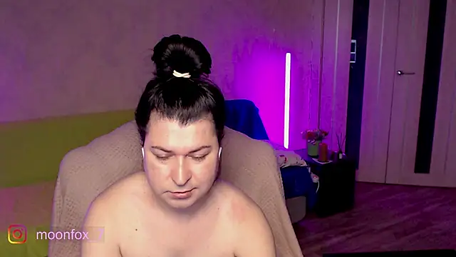 Snapshot of micromouse_mo chatting on 4, 3, 2026 micromouse mo online show from 4, 3, 2026