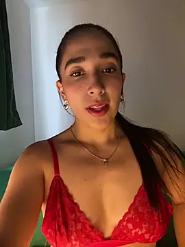 SabrinaEvanss  online show from 7, 4, 2026