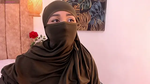  alishaa c online show from 4, 12, 2025