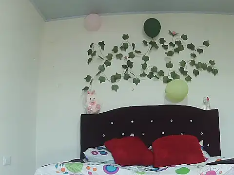 Snapshot of venus_kiss chatting on 6, 10, 2025 venus kiss online show from 6, 10, 2025