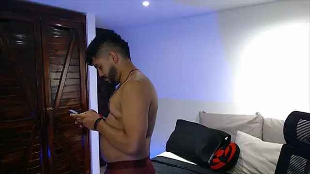 kevyn Stone online show from 9, 10, 2025