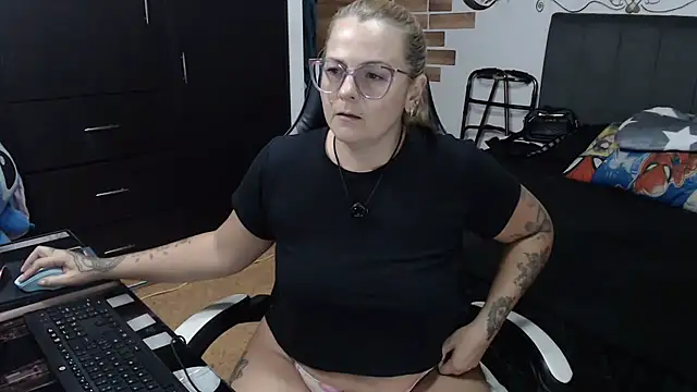 perlagoloza05 online show from 28, 7, 2026