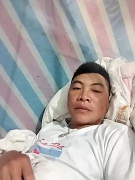 Snapshot of -CHOI-83 chatting on 5, 10, 2025 -CHOI-83 online show from 5, 10, 2025