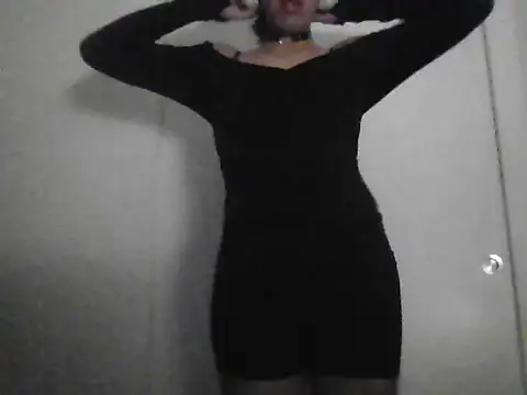 Sunny Pebble online show from 4, 10, 2025