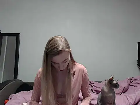 sophieryder online show from 23, 11, 2025