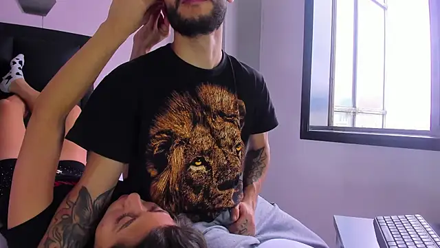 2 fire online show from 19, 12, 2025