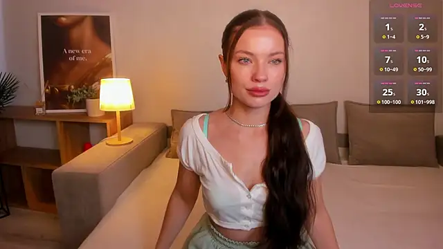 Snapshot of Taylaa_Luxe chatting on 17, 10, 2025 Taylaa Luxe online show from 17, 10, 2025