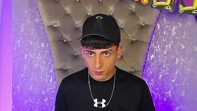 MateoMitchell online show from 19, 10, 2025