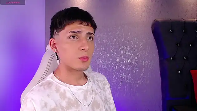 MateoMitchell online show from 5, 2, 2026