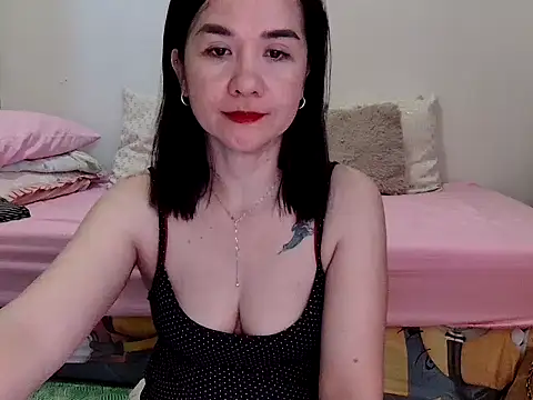 KissHott online show from 18, 5, 2026