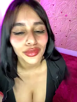 Snapshot of Mis_Saraaxx chatting on 21, 10, 2025 Mis Saraaxx online show from 21, 10, 2025