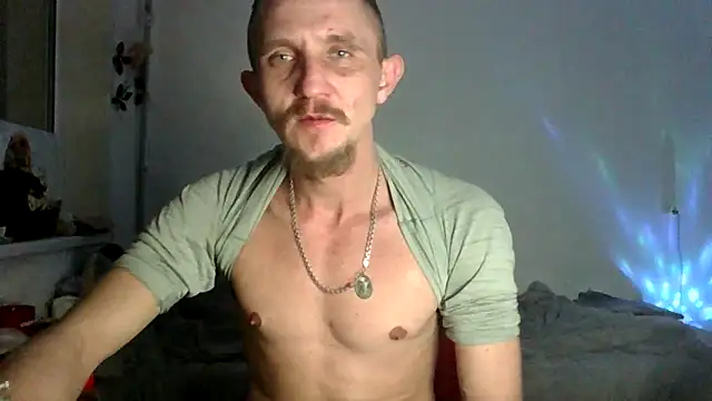 Snapshot of Twolatte1520 chatting on 16, 2, 2026 Twolatte1520 online show from 16, 2, 2026