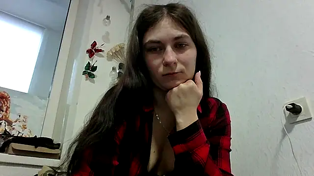 Snapshot of Twolatte1520 chatting on 6, 3, 2026 Twolatte1520 online show from 6, 3, 2026