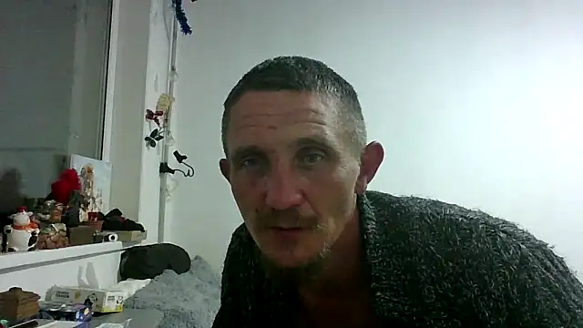 Snapshot of Twolatte1520 chatting on 8, 5, 2026 Twolatte1520 online show from 8, 5, 2026