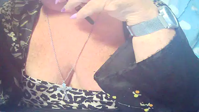 Playful MILF Demi online show from 2, 7, 2026