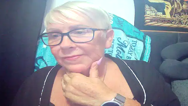 Playful MILF Demi online show from 24, 7, 2026