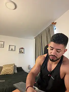 Ezzio Scolaro online show from 10, 3, 2026