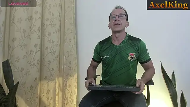  axelking  online show from 14, 7, 2026