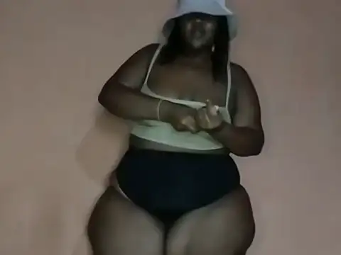 BigBootyBitch96 online show from 13, 3, 2026