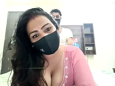 Snapshot of horny_milf_couple chatting on 23, 10, 2025 horny milf couple online show from 23, 10, 2025