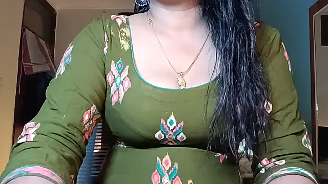 horny milf couple online show from 26, 6, 2026