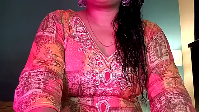 horny milf couple online show from 16, 7, 2026
