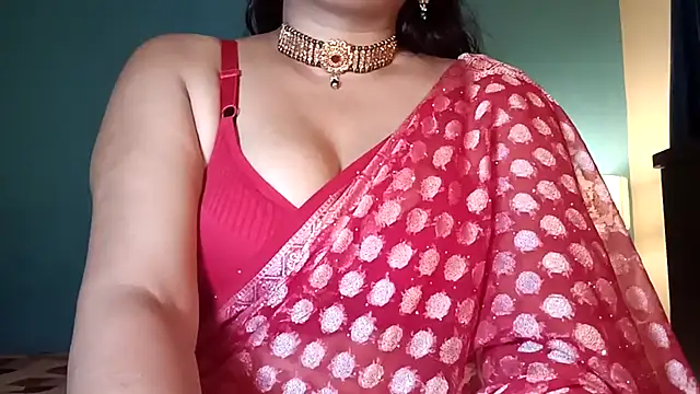 horny milf couple online show from 18, 7, 2026