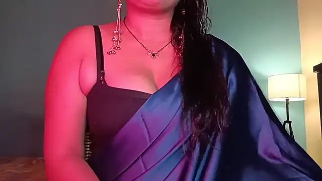 horny milf couple online show from 6, 8, 2026