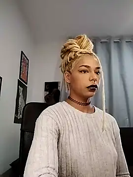 Helenoir online show from 15, 5, 2026