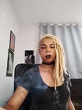 Helenoir online show from 12, 6, 2026
