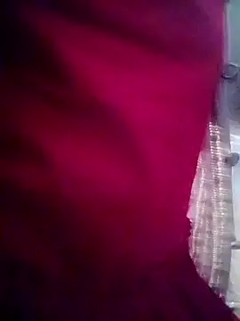 Snapshot of LusiyaGold5 chatting on 5, 11, 2025 LusiyaGold5 online show from 5, 11, 2025