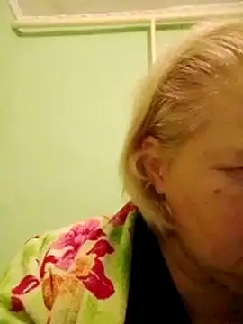 Snapshot of LusiyaGold5 chatting on 25, 11, 2025 LusiyaGold5 online show from 25, 11, 2025