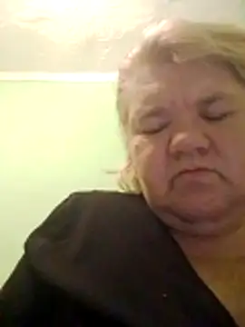 Snapshot of LusiyaGold5 chatting on 26, 11, 2025 LusiyaGold5 online show from 26, 11, 2025