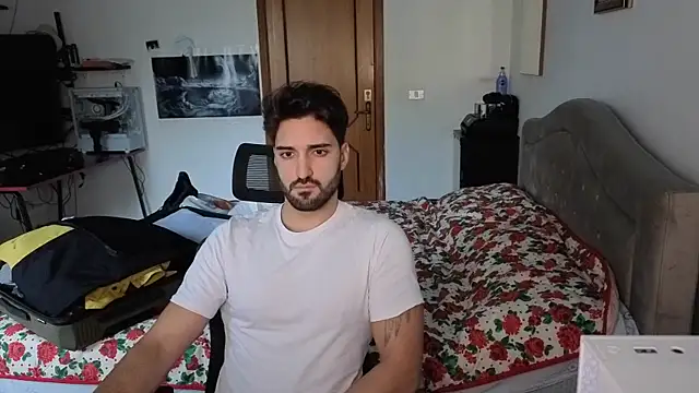 Snapshot of Al3xox02 chatting on 10, 1, 2026 Al3xox02 online show from 10, 1, 2026