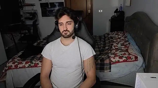 Snapshot of Al3xox02 chatting on 13, 1, 2026 Al3xox02 online show from 13, 1, 2026