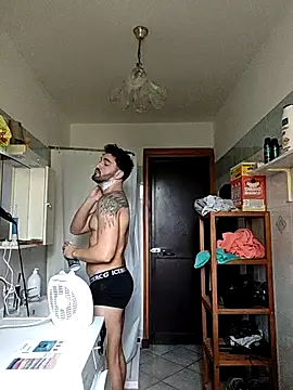 Snapshot of Al3xox02 chatting on 6, 2, 2026 Al3xox02 online show from 6, 2, 2026