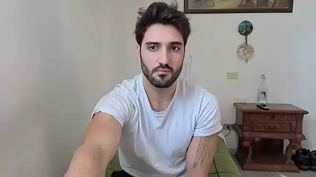 Snapshot of Al3xox02 chatting on 24, 2, 2026 Al3xox02 online show from 24, 2, 2026