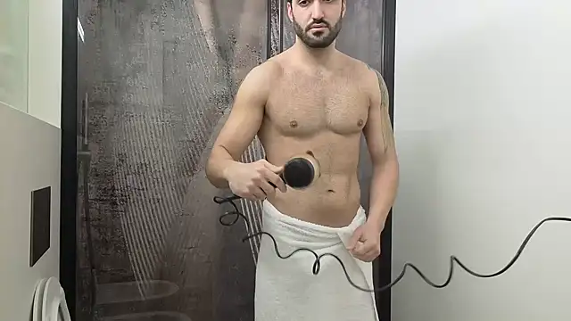 Snapshot of Al3xox02 chatting on 6, 3, 2026 Al3xox02 online show from 6, 3, 2026