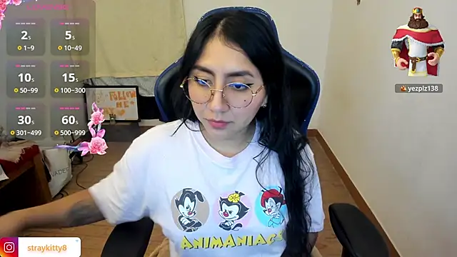 Snapshot of LoveLyy- chatting on 7, 1, 2026 LoveLyy- online show from 7, 1, 2026